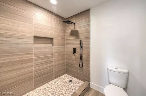 2606 S Durango Dr #117, Las Vegas, NV 89117