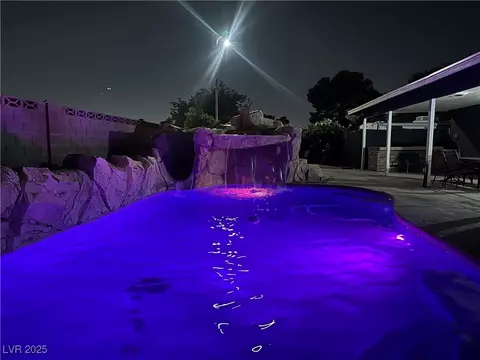 4578 Churchfield Cir, Las Vegas, NV 89103