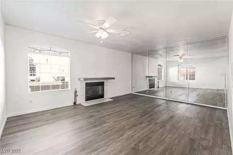 5025 Starfinder Ave, Las Vegas, NV 89108