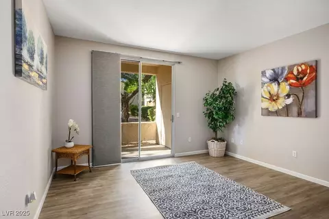 1830 N Buffalo Dr #1031, Las Vegas, NV 89128