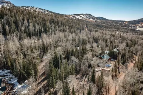 271 E Deer Trl, Brian Head, UT 84719 photo 4