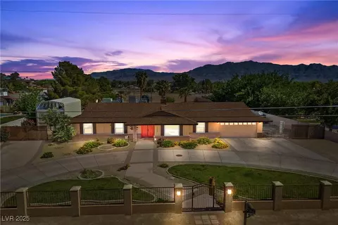 7350 W Rome Blvd, Las Vegas, NV 89131