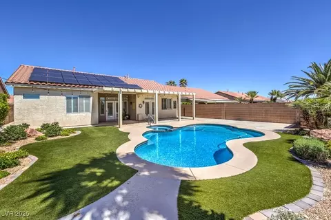 7489 Crystal Clear Ave, Las Vegas, NV 89113
