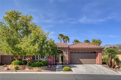7204 Royal Melbourne Dr, Las Vegas, NV 89131