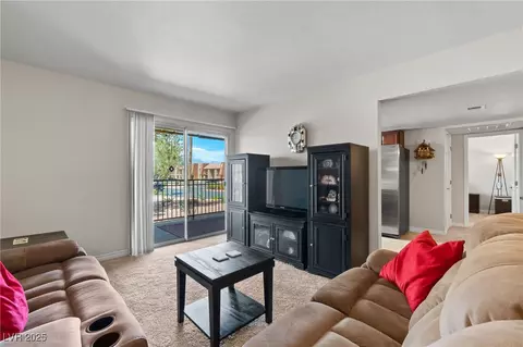 5185 Indian River Dr #229, Las Vegas, NV 89103