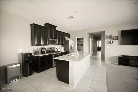 4465 Shimmering Skies St #2180, North Las Vegas, NV 89031