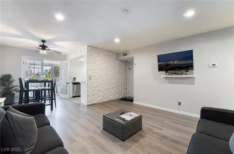 3120 S Eastern Ave #6, Las Vegas, NV 89169