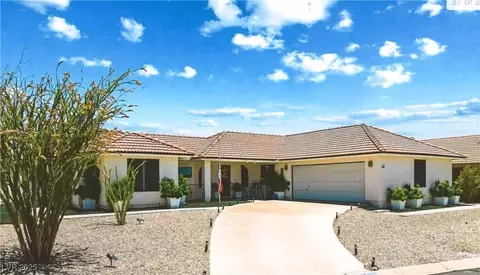 40 Palm Gardens Dr, Palm Gardens, NV 89039