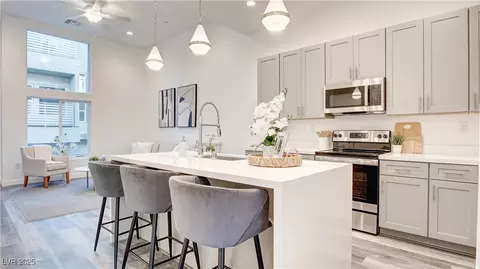 1157 Blossom Point St, Las Vegas, NV 89135