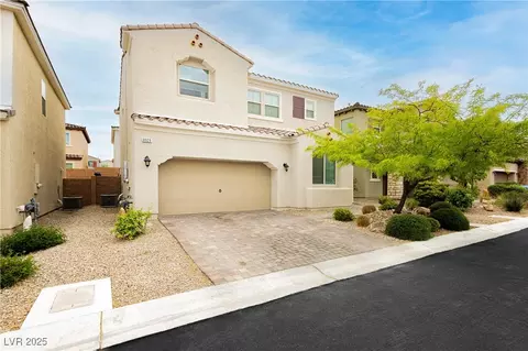 8929 Sleepy Panda Ave, Las Vegas, NV 89148