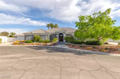 3684 Mooncrest Cir, Las Vegas, NV 89129