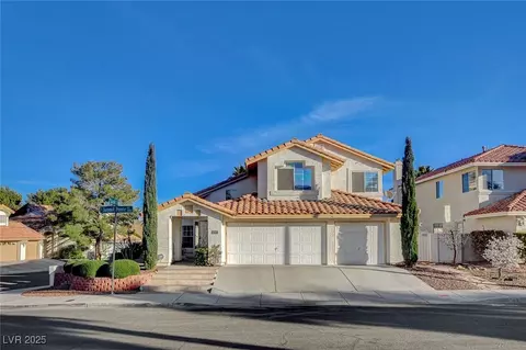 1800 Summit Pointe Dr, Las Vegas, NV 89117