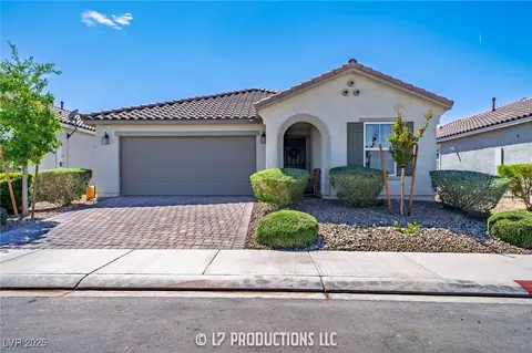 9431 S Tee Pee Ln, Las Vegas, NV 89178