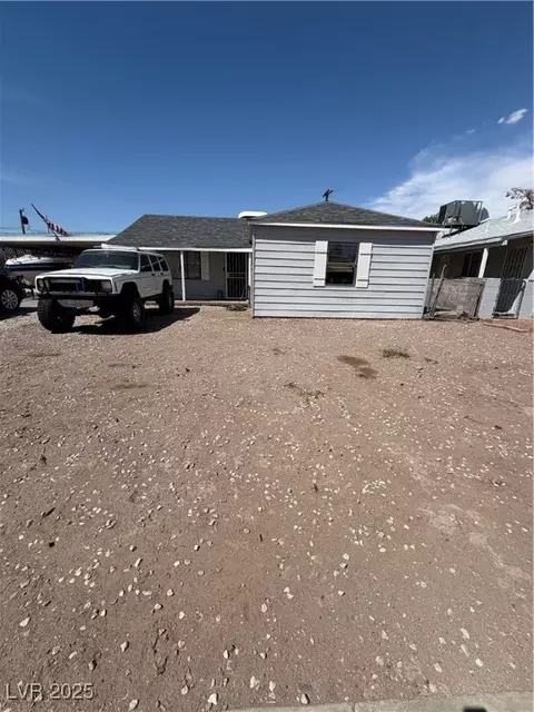 102 Fir St, Henderson, NV 89015