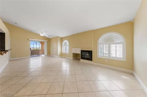 7950 W Flamingo Rd #2066, Las Vegas, NV 89147