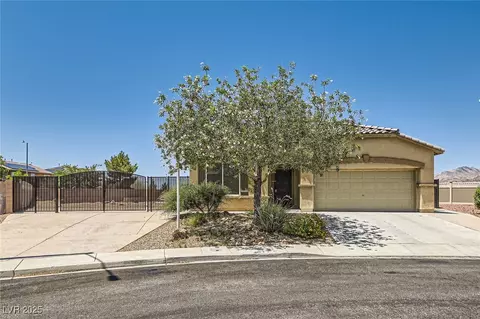 1197 Bear Head St, Henderson, NV 89011