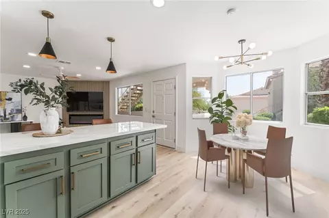 7932 Diamond Rock Way #101, Las Vegas, NV 89128