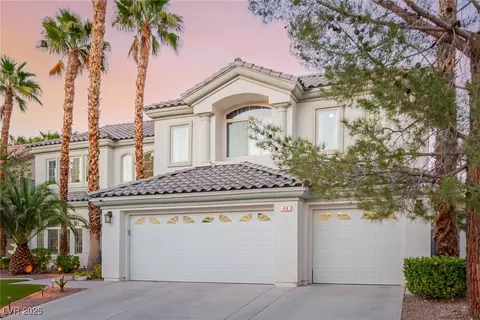44 Tamarron Cliffs St, Las Vegas, NV 89148