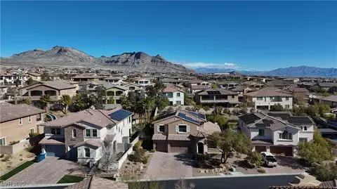 12124 Kite Hill Ln, Las Vegas, NV 89138
