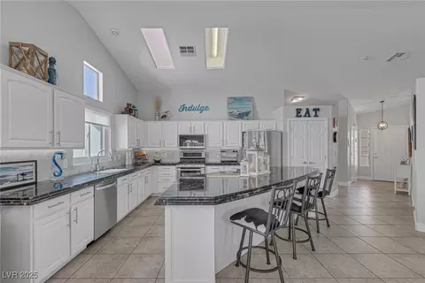 5205 Molveno Ct, Las Vegas, NV 89130