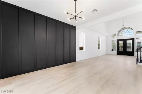 9795 La Cienega St, Las Vegas, NV 89183