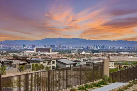 12648 Heritage Bend Dr, Las Vegas, NV 89138
