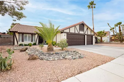 1528 Tonada Way, Las Vegas, NV 89117