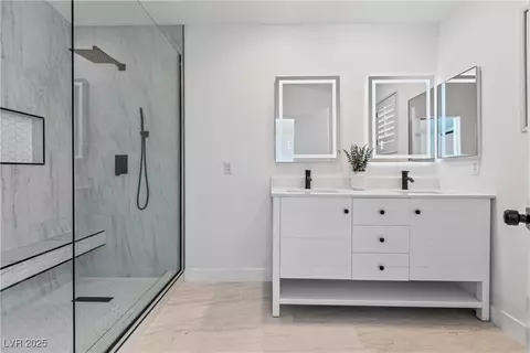 5516 Ness Ave, Las Vegas, NV 89118