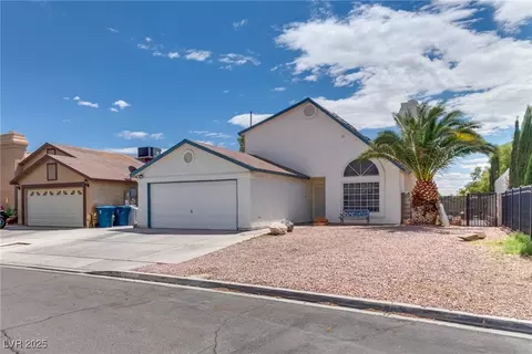 3811 Twinkle Star Dr, Las Vegas, NV 89115