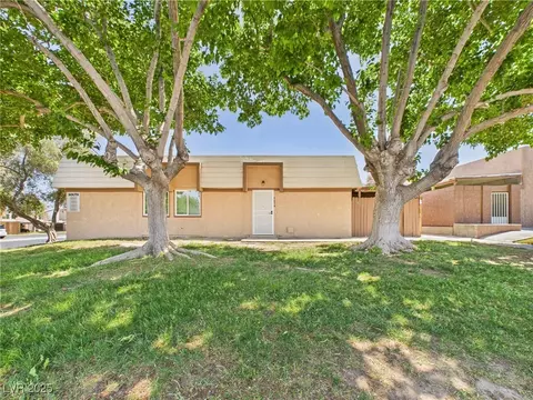 3654 Villa Knolls South Dr, Las Vegas, NV 89120