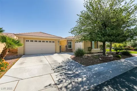 7349 Royal Melbourne Dr, Las Vegas, NV 89131
