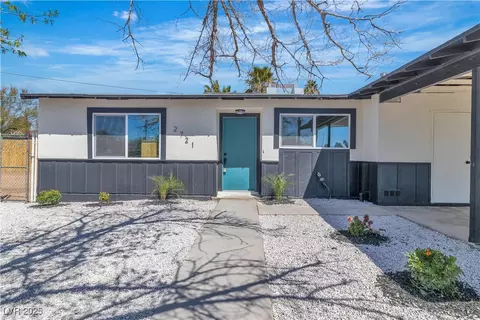 2721 Bruce Cir, North Las Vegas, NV 89030