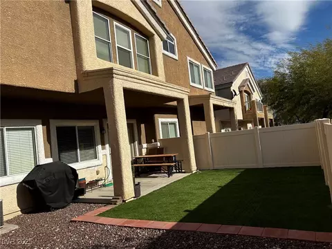 9133 Forest Willow Ave #102, Las Vegas, NV 89149