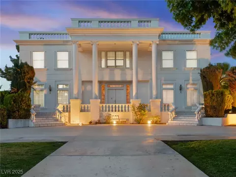 56 Quail Run Rd, Henderson, NV 89014