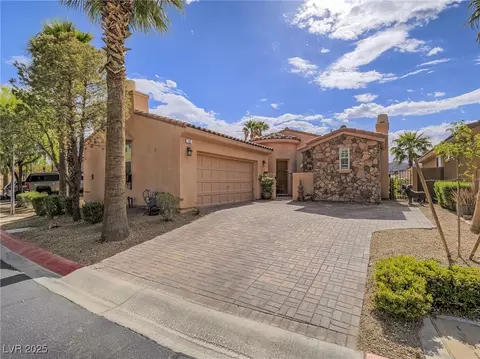 15 Avenza Dr, Henderson, NV 89011