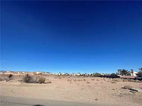 raven lot #10, Las Vegas, NV 89139