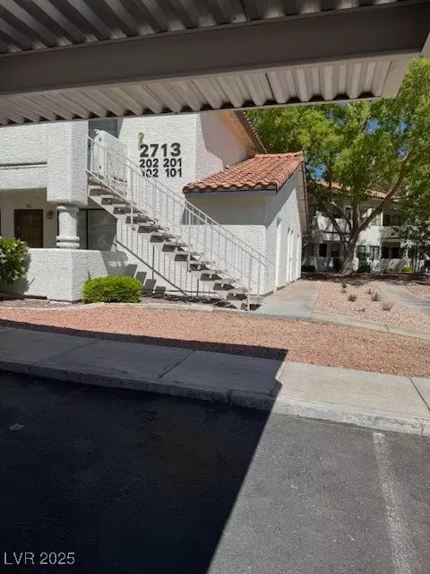 2713 Otter Creek Ct #202, Las Vegas, NV 89117