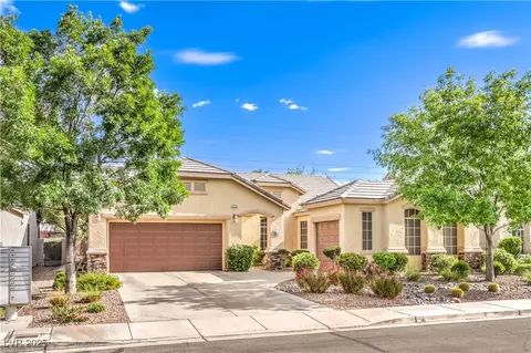 2561 Pyramid Pines Dr, Henderson, NV 89052