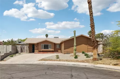 204 Breeze St, Las Vegas, NV 89145