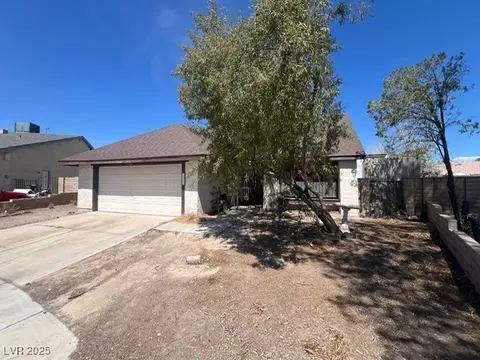 7300 Mountain Moss Dr, Las Vegas, NV 89147