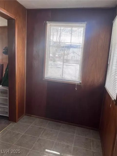 Entry Way - 1121 Lyons Ave, Ely, NV 89301 photo 2 of 3