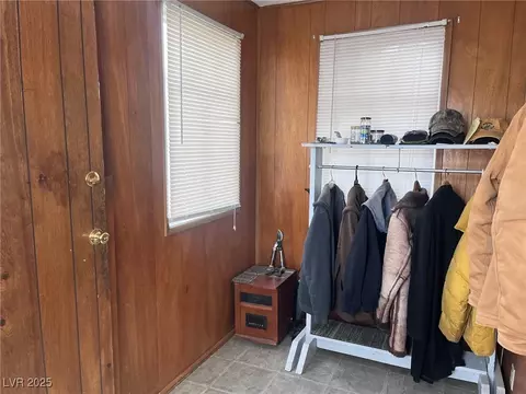 Entry Way - 1121 Lyons Ave, Ely, NV 89301 photo 3 of 3