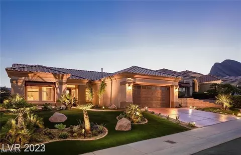 10713 Shoalhaven Dr, Las Vegas, NV 89134