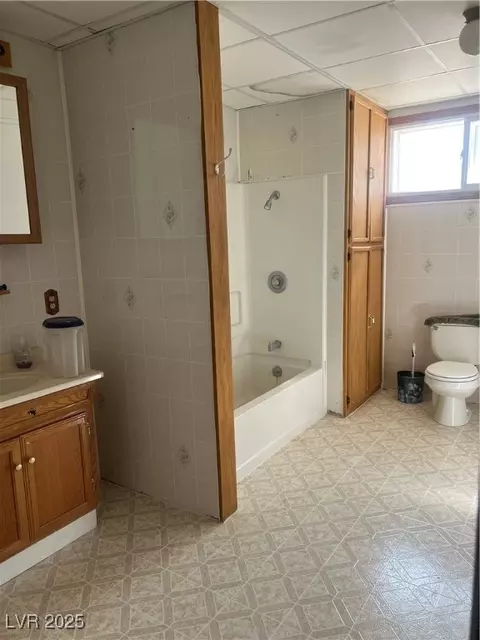 Bath - 1 Cleave Dr, Ely, NV 89301 photo 2 of 2
