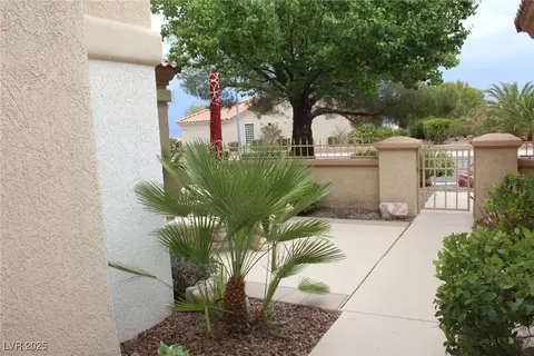 2013 Capestone St, Las Vegas, NV 89134 photo 18