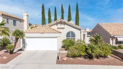 2708 Norbeck St, Las Vegas, NV 89117