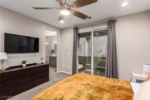 Bedroom - 39 Castleton Tower Ct, Henderson, NV 89011 photo 2 of 5