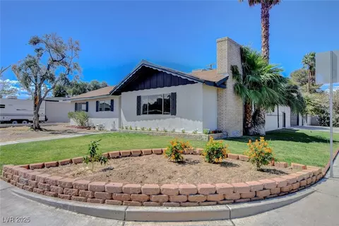 819 Bracken Ave, Las Vegas, NV 89104