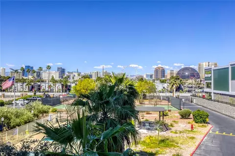 3930 University Center Dr #311, Las Vegas, NV 89119