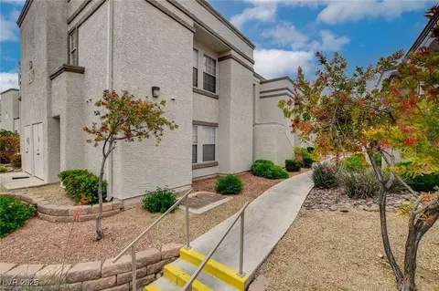 3150 Soft Breezes Dr #2046, Las Vegas, NV 89128